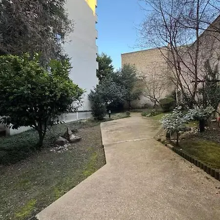 Superbe Dans Résidence Calme *